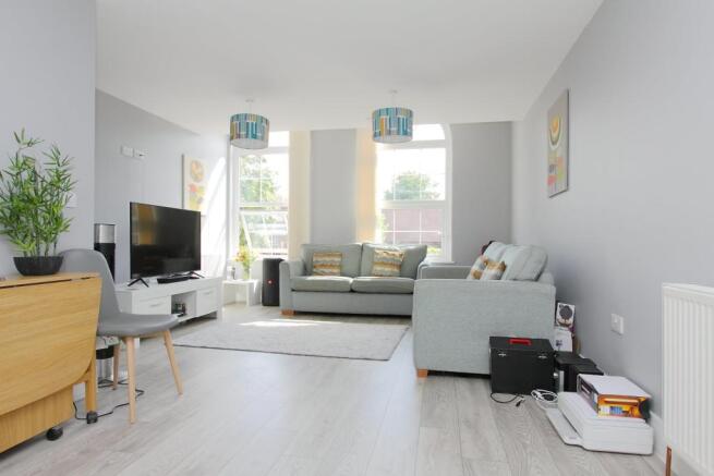 6 eastgate house ph8