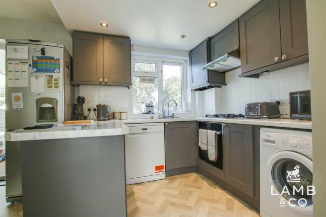 KITCHEN/DINER