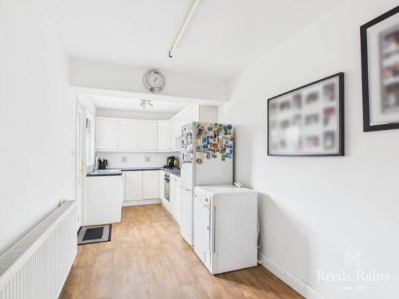 3 bed Terraced for sale Image 7