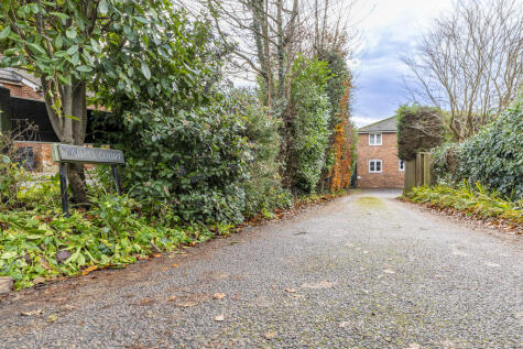 Station Road, Heathfield