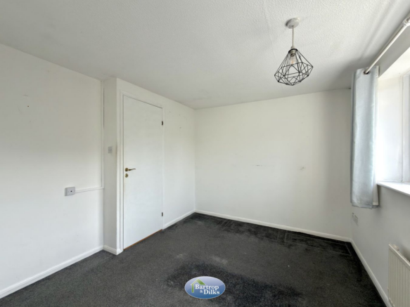 2 bed Semi-Detached for sale Image 12