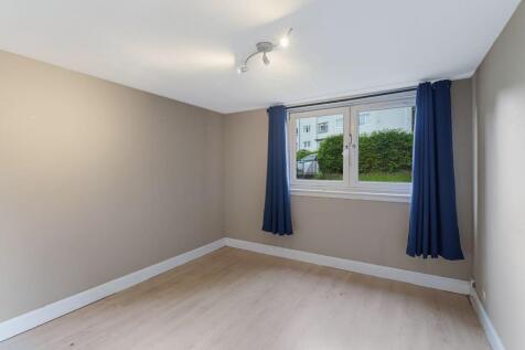 22-1 Oxgangs Farm Drive, Edinburgh, EH13 9QQ