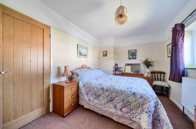BEDROOM 2