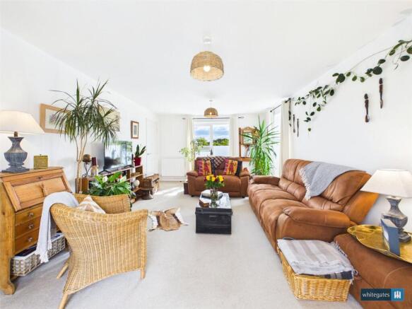 3 bed Detached for sale Image 4