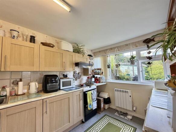 Kitchen_.jpg
