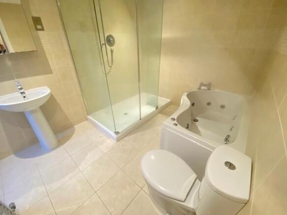 flat 1 20 connaught.jpg