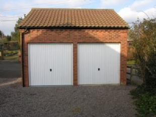 Single garage in a