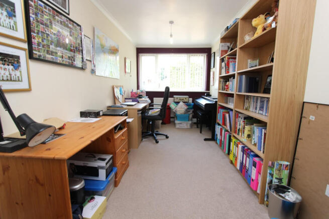 Bedroom 4/Office