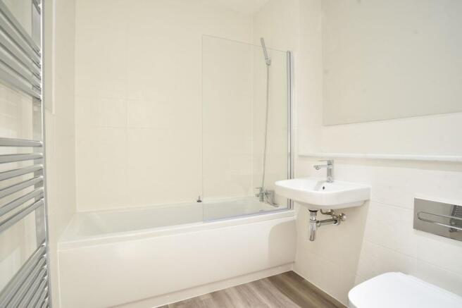 2 bed Flat to rent Image 5