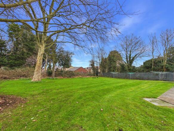 2 bed Not Specified for sale Image 10