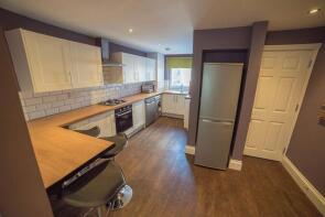 9, Frank Miles House, Somers Road, Southsea PO5 4PR