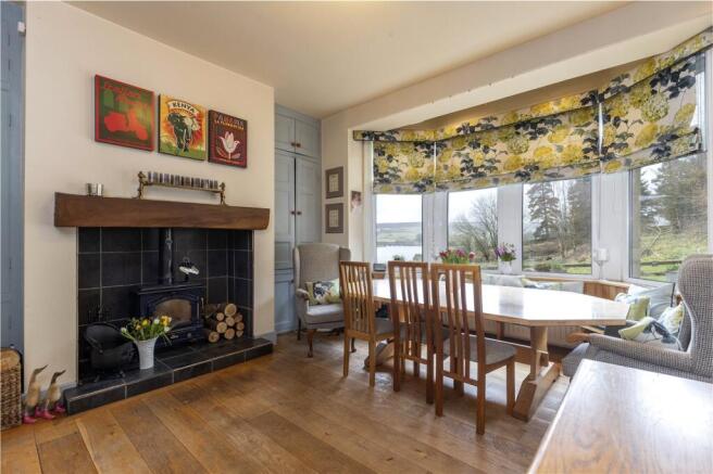 8 bed Detached for sale Image 5