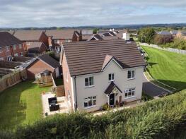 32, Rose Close, Wellington TA21 9GS