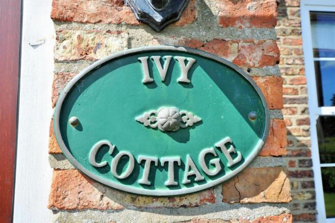IVY COTTAGE