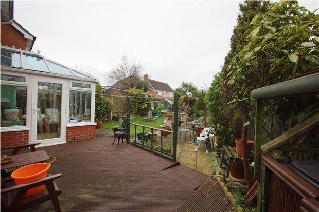 Rear garden/conservatory