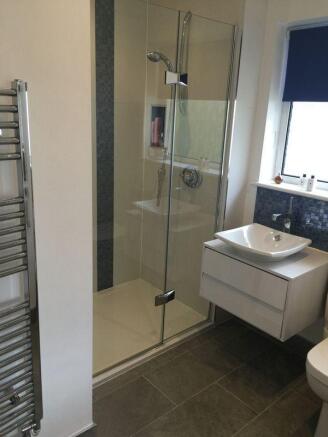 Guest en-suite