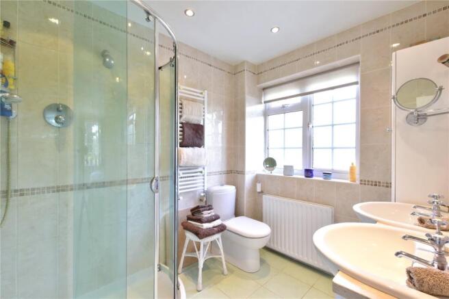 Ensuite