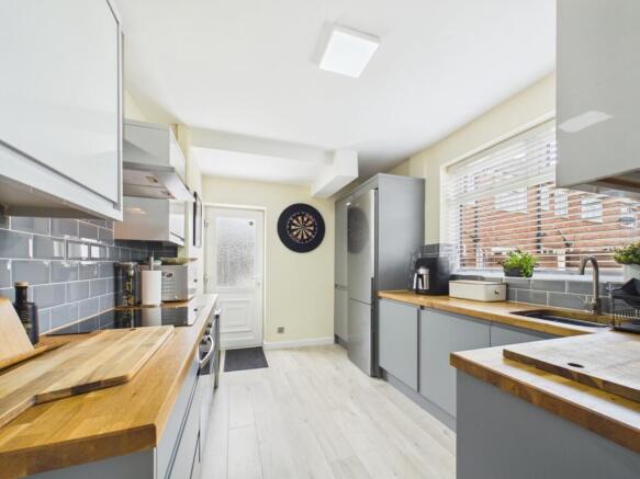 Yewtree Lane - EweMove - Kitchen