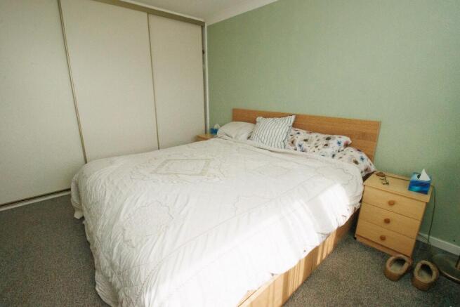 2 bed Detached Bungalow for sale Image 6