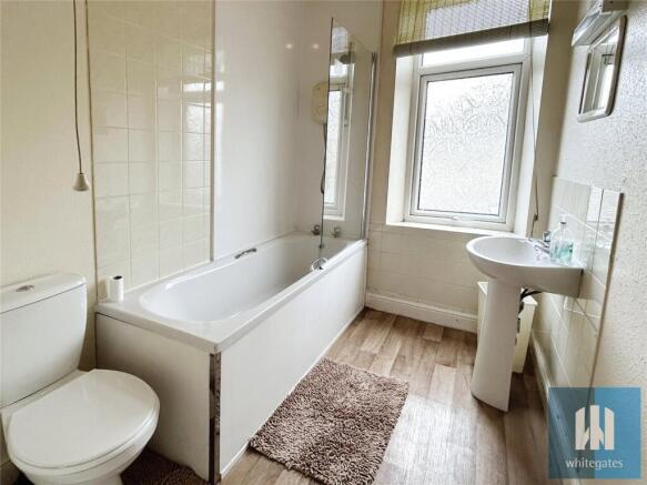 4 bed Terraced to rent Image 6