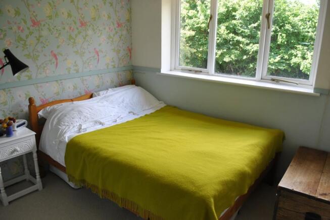 BEDROOM 2