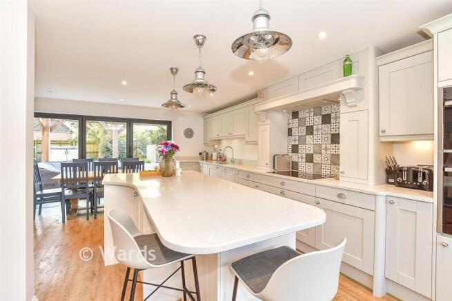 Kitchen/ Breakfast Room