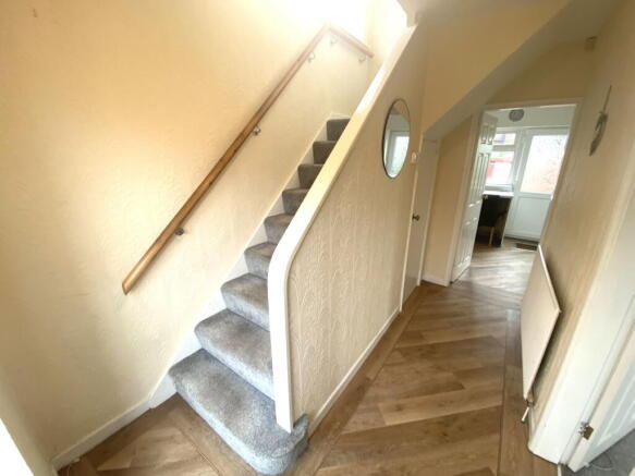 3 bed Semi-Detached for sale Image 4