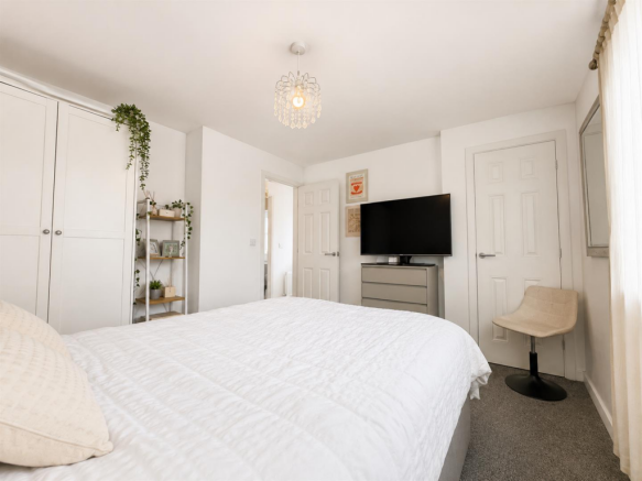 4 bed End of Terrace for sale Image 6