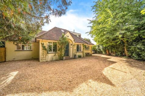 Torberry Drive, Petersfield, Hampshire, GU31