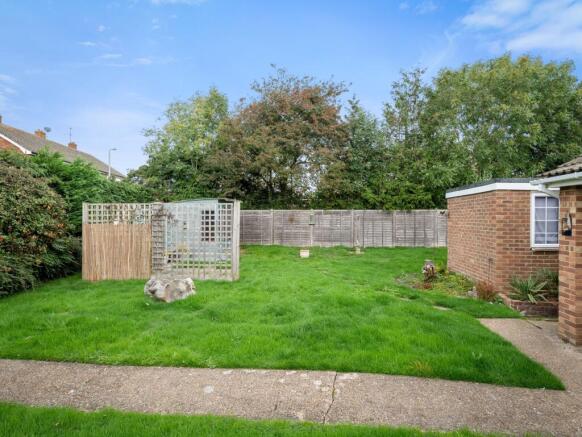 Front Garden (view b)