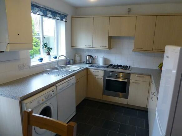 2 meadow way kitchen.jpg