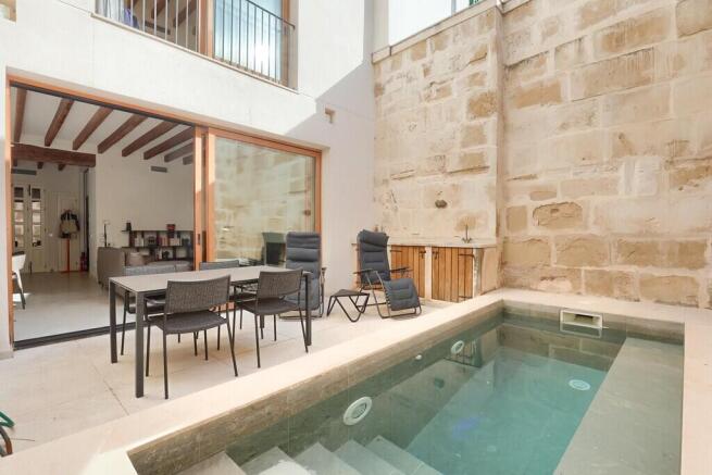 Pool area 1 - 3.jpg