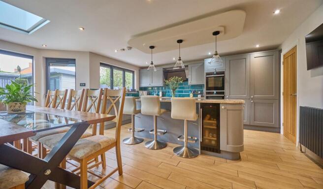 Open plan kitchen diner