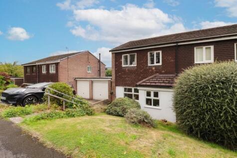 Birchside Avenue, Glossop, SK13