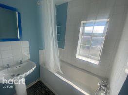 27, Howard Close, Luton LU3 2PG