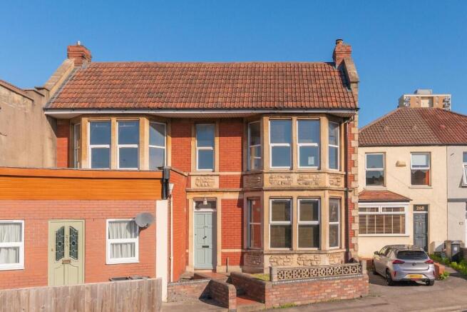 2S7J0LBR - External B.jpg