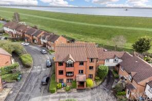 21, Shaw Drive, Walton-on-thames KT12 2LP