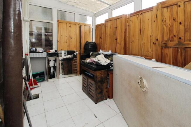 2 bed Terraced for sale Image 8