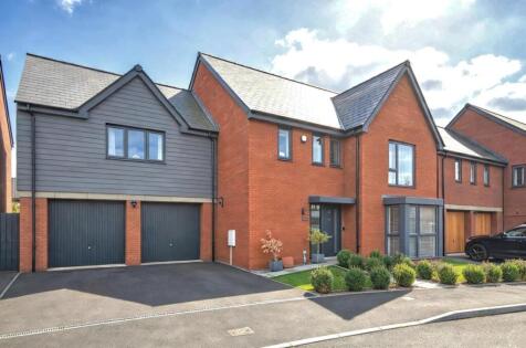 Arcadius Way, Keynsham, Bristol