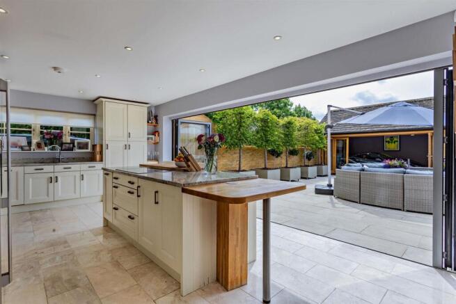 8604454-interior03-8