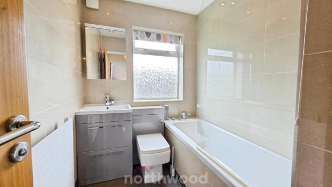 3 bed Terraced for sale Image 12
