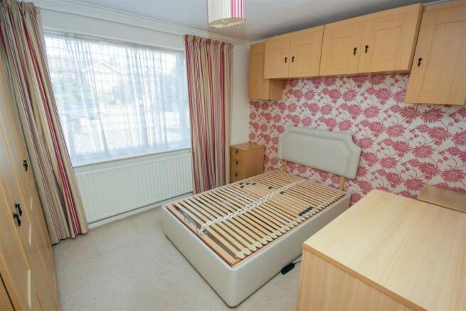 Bedroom 1.jpg