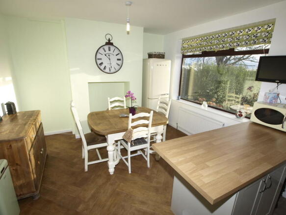 Dining kitchen