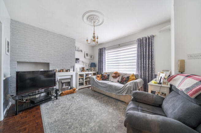 1369738-10-68f644...