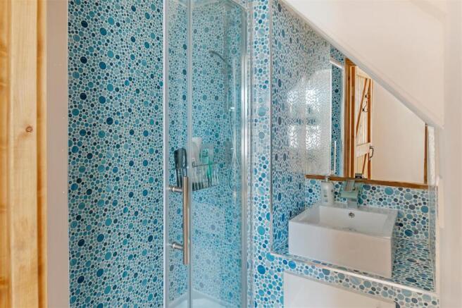 Shower room.jpg