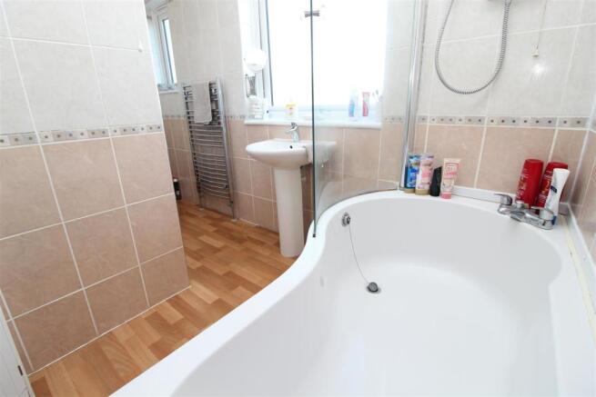 Bathroom #1.JPG