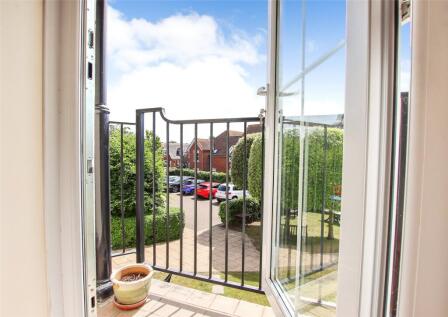 Anchorage Way, Lymington, Hampshire, SO41
