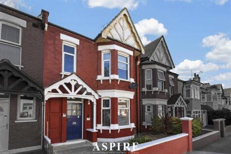 Silverdale Avenue, Westcliff-On-Sea