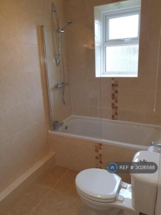 3 bed Terraced to rent Image 11