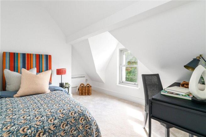 2 bed Penthouse for sale Image 6